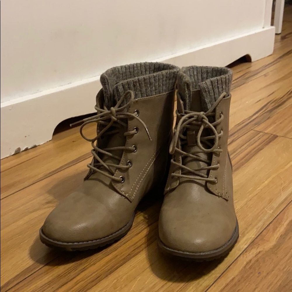 Tan combat boots